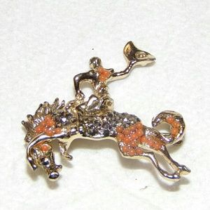 Vintage Western cowboy bronc rodeo pin brooch